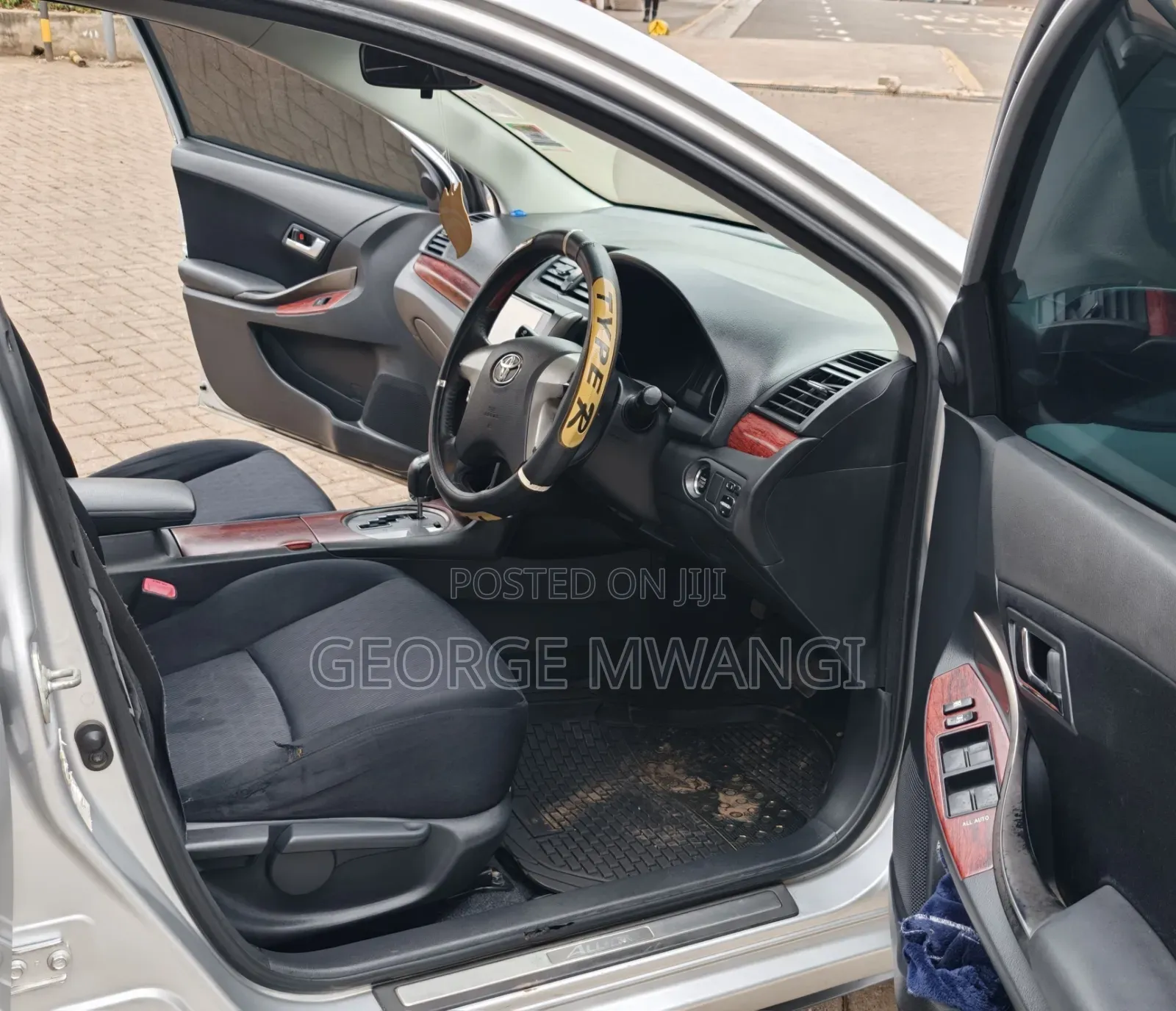 Toyota Allion 2010 Silver