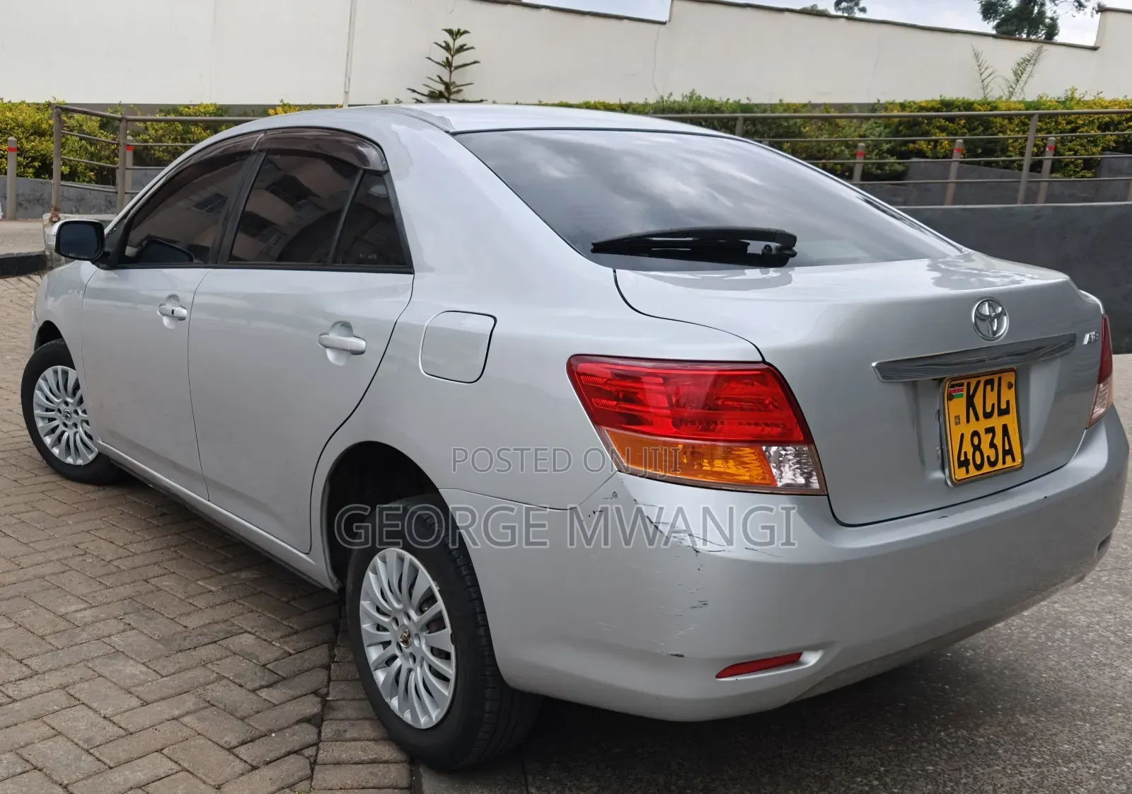 Toyota Allion 2010 Silver