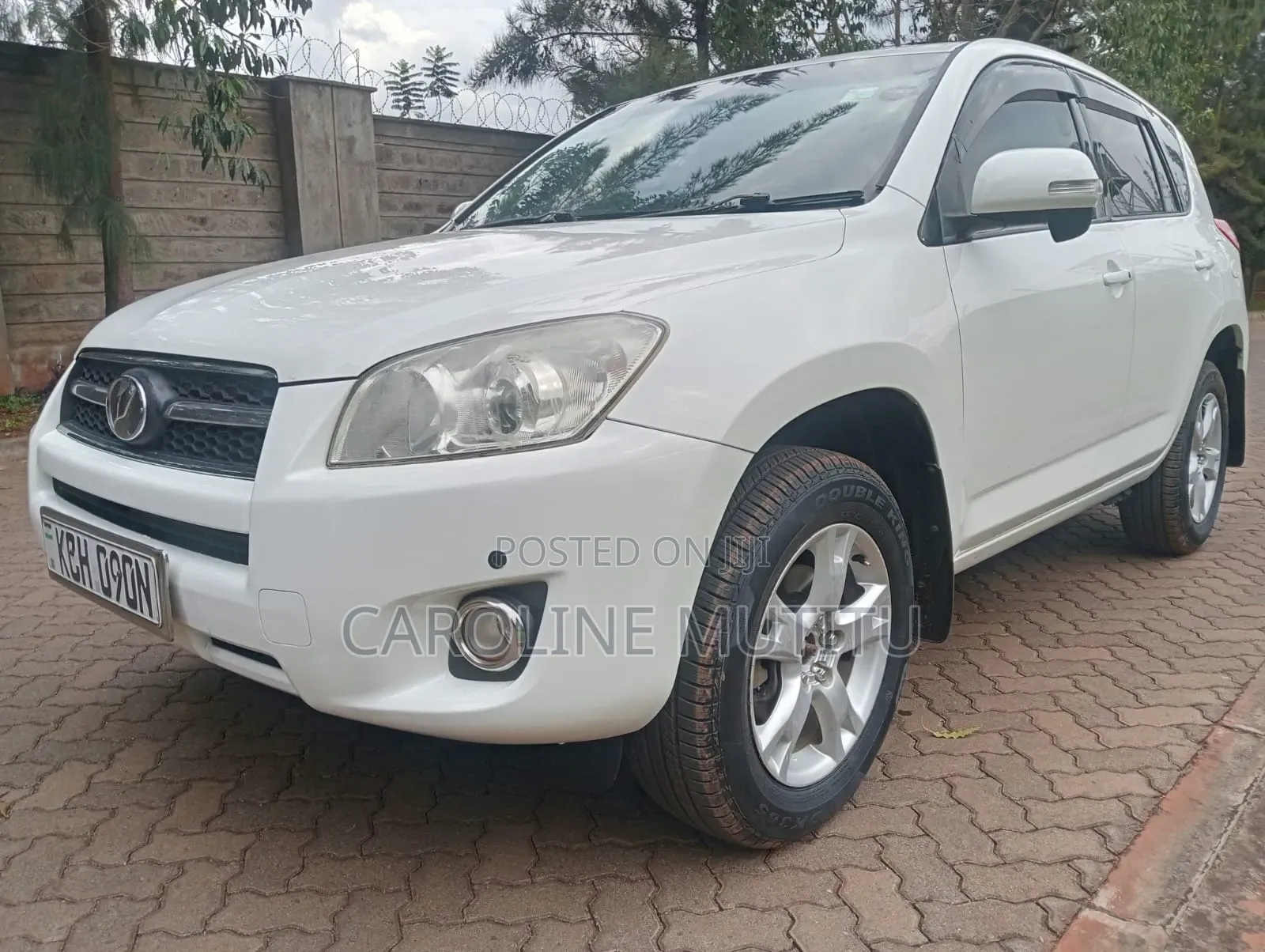 Toyota RAV4 2009 White