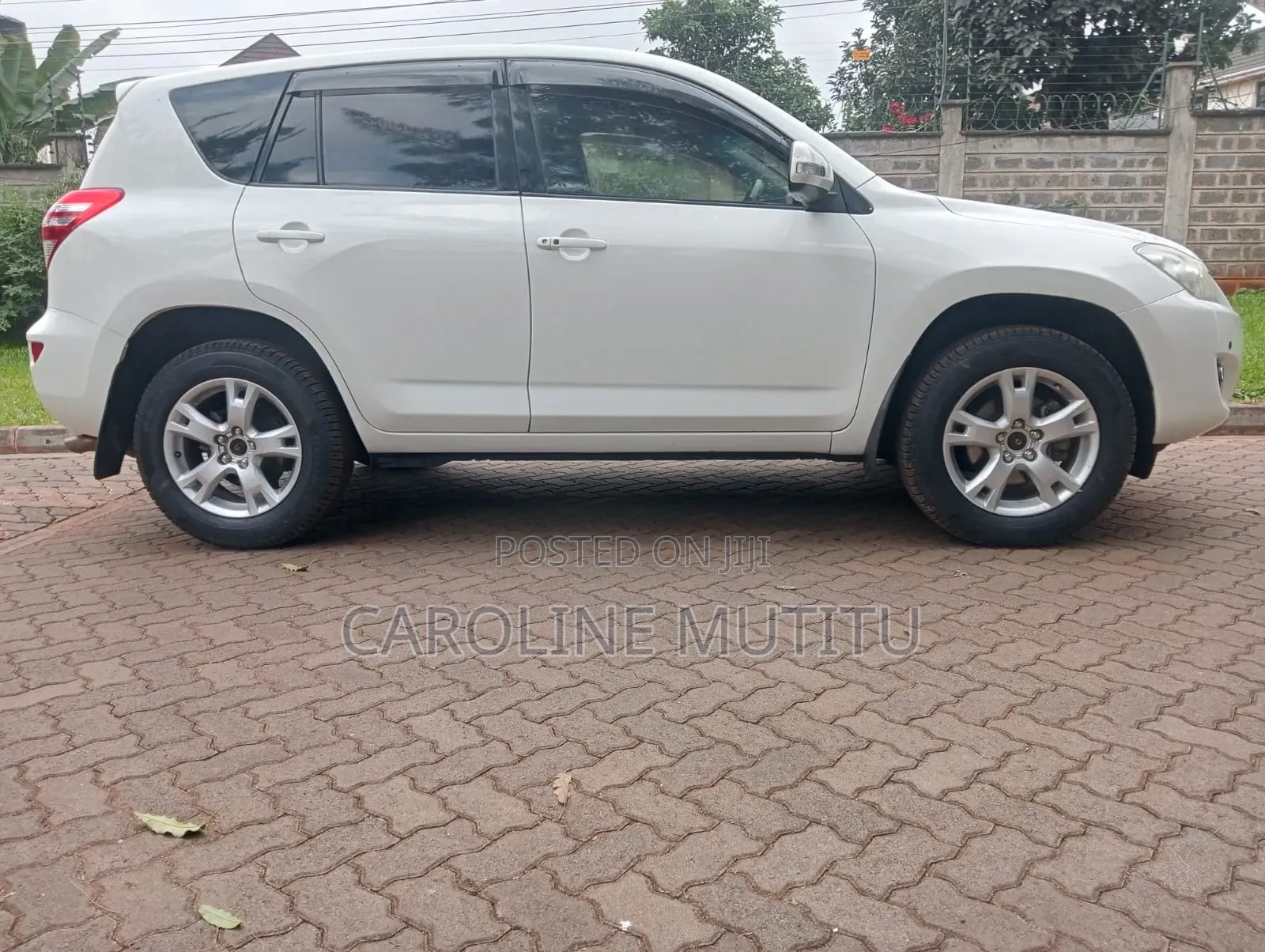 Toyota RAV4 2009 White