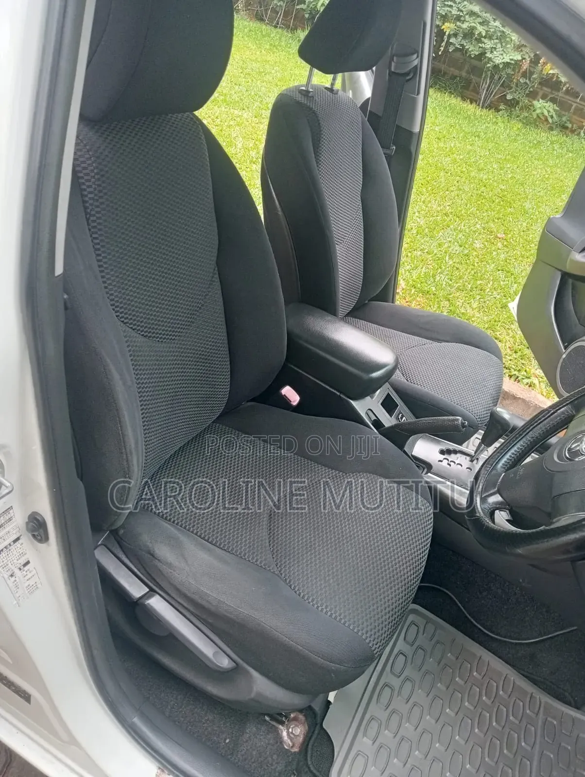 Toyota RAV4 2009 White