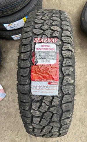 235/75r15 Bearway Tyre