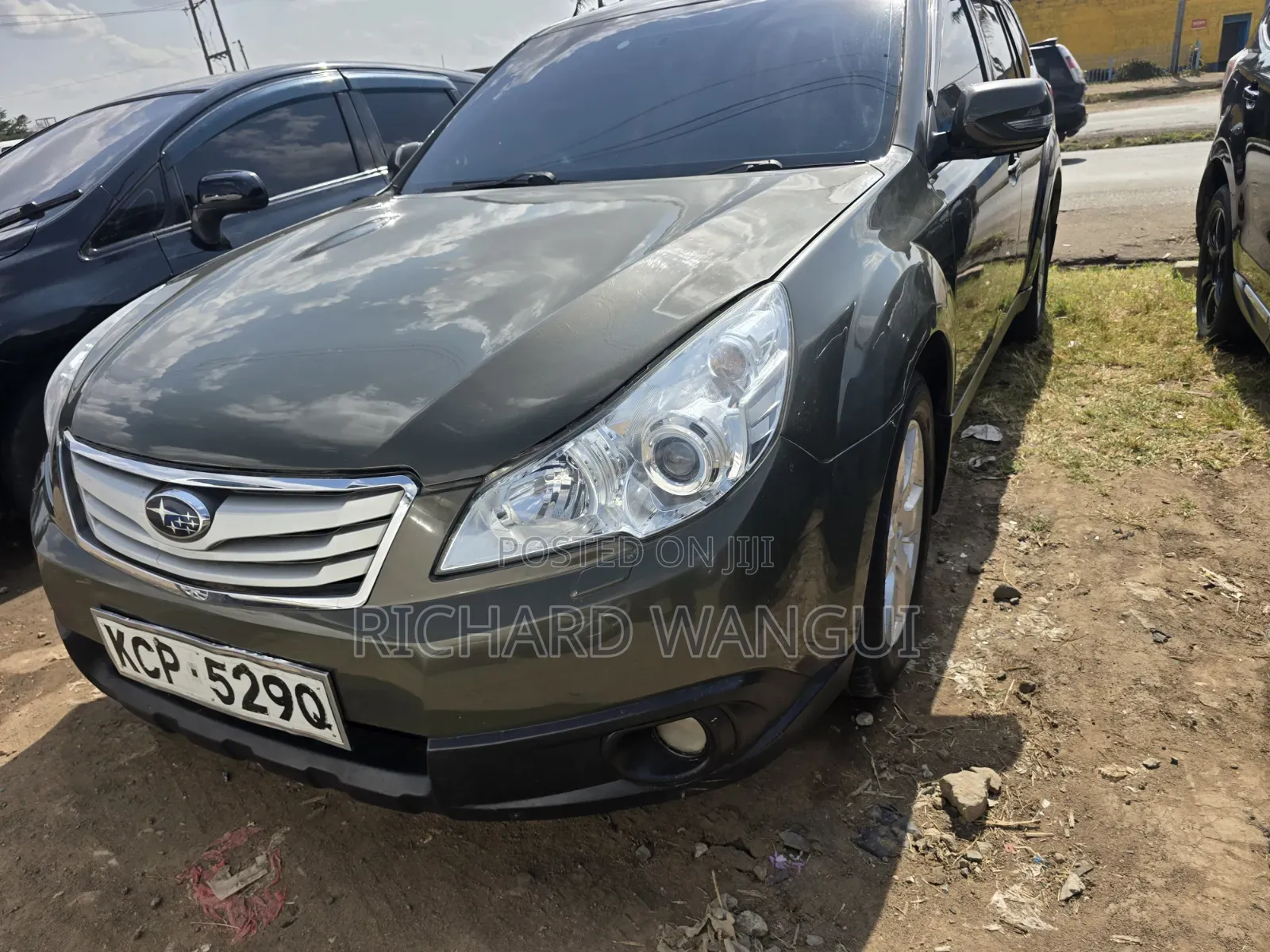 Subaru Outback 2011 Gray