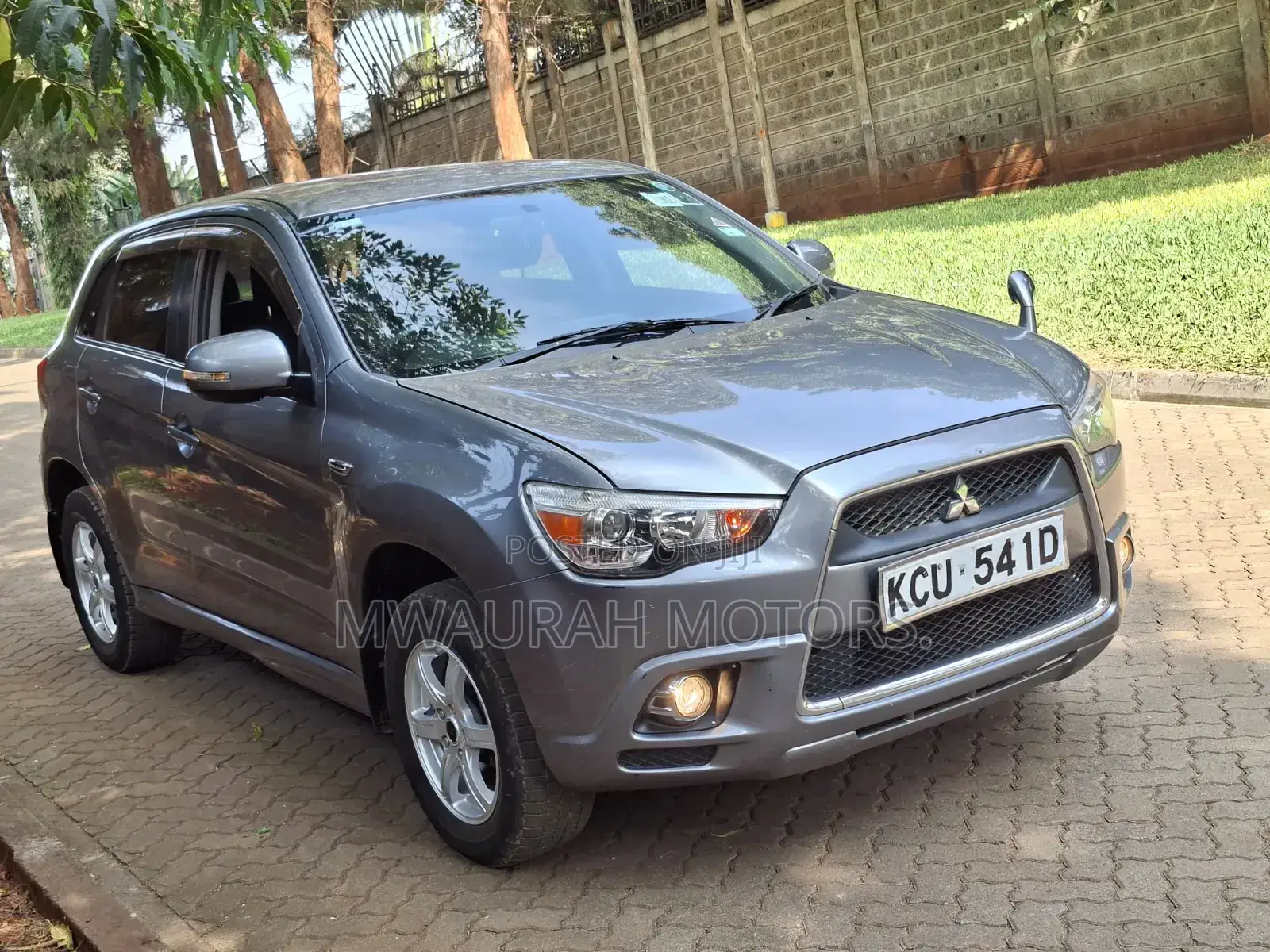 Mitsubishi RVR 2.0 2012 Gray