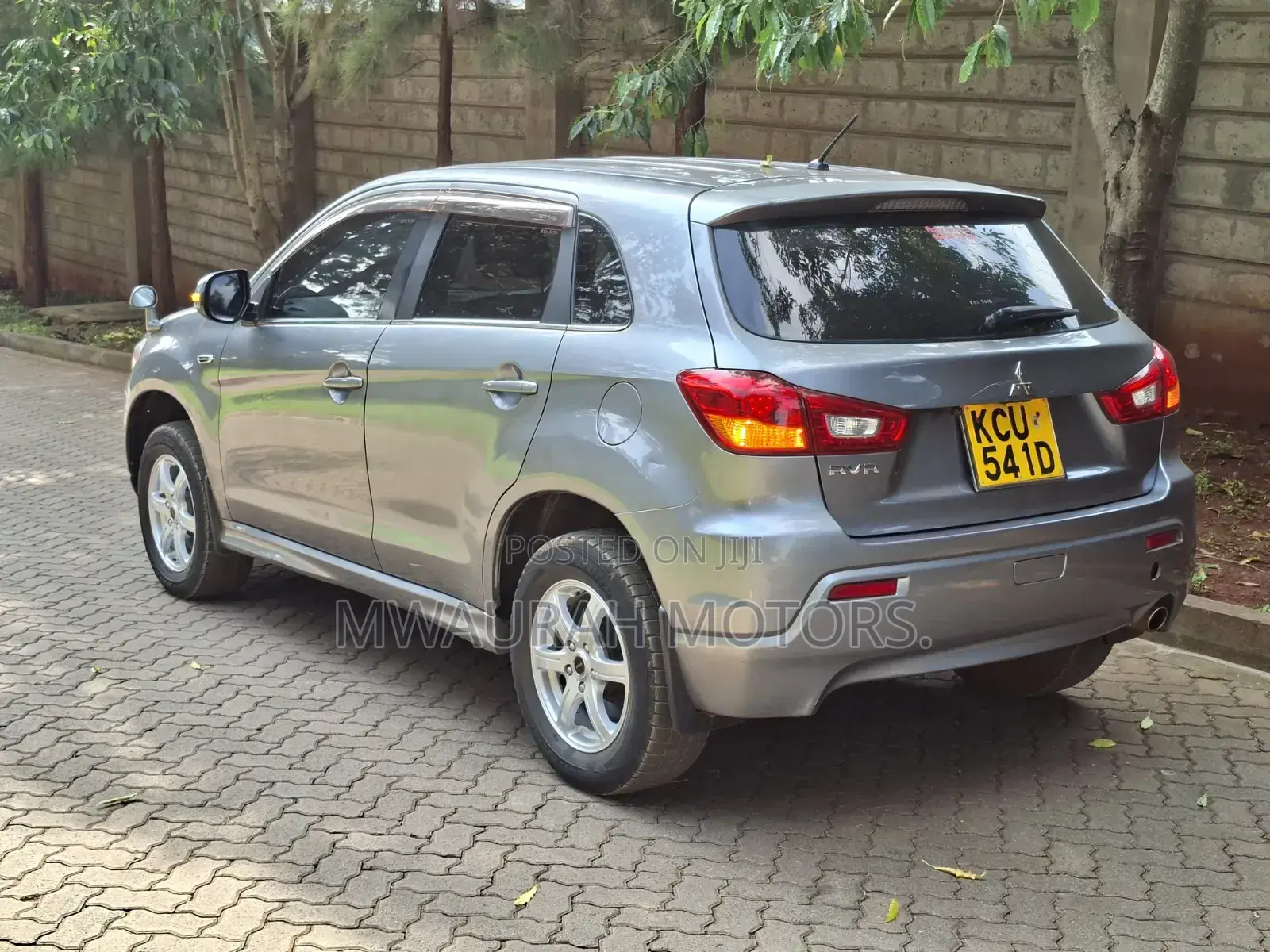 Mitsubishi RVR 2.0 2012 Gray