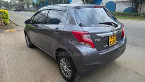 Toyota Vitz 2016 Gray