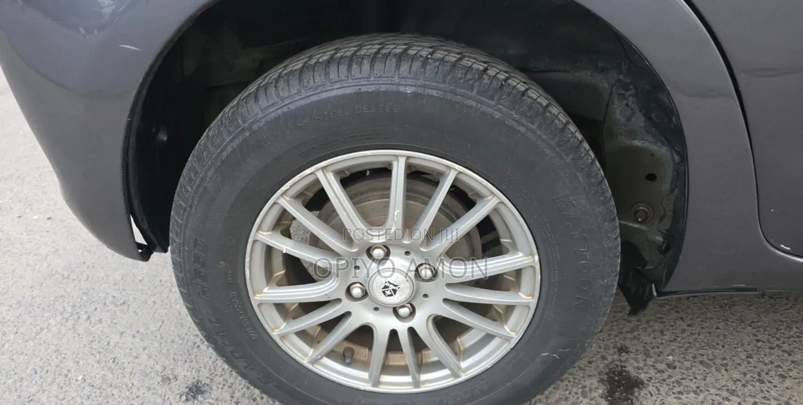 Toyota Vitz 2016 Gray