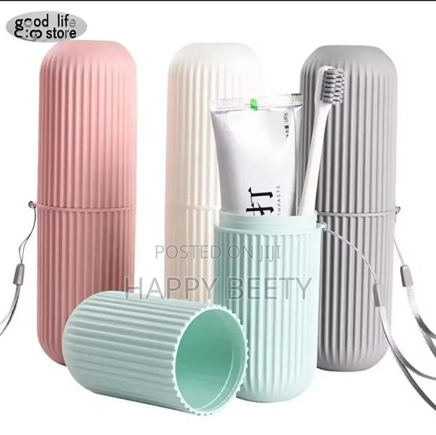 Travel Toothbrush Holder - thumbnail 2