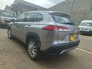 Toyota Cross