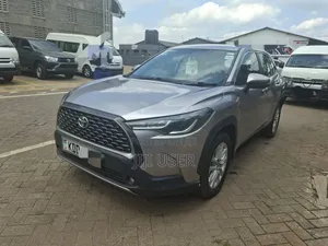 Toyota Cross