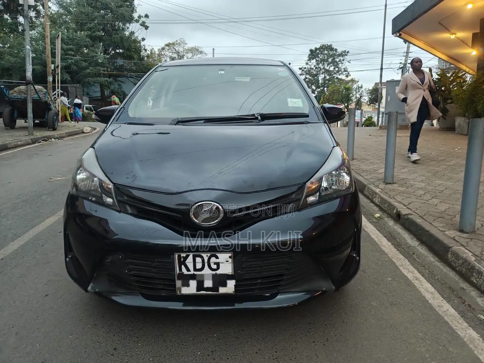 Toyota Vitz 2015 Black