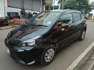 Toyota Vitz 2015 Black