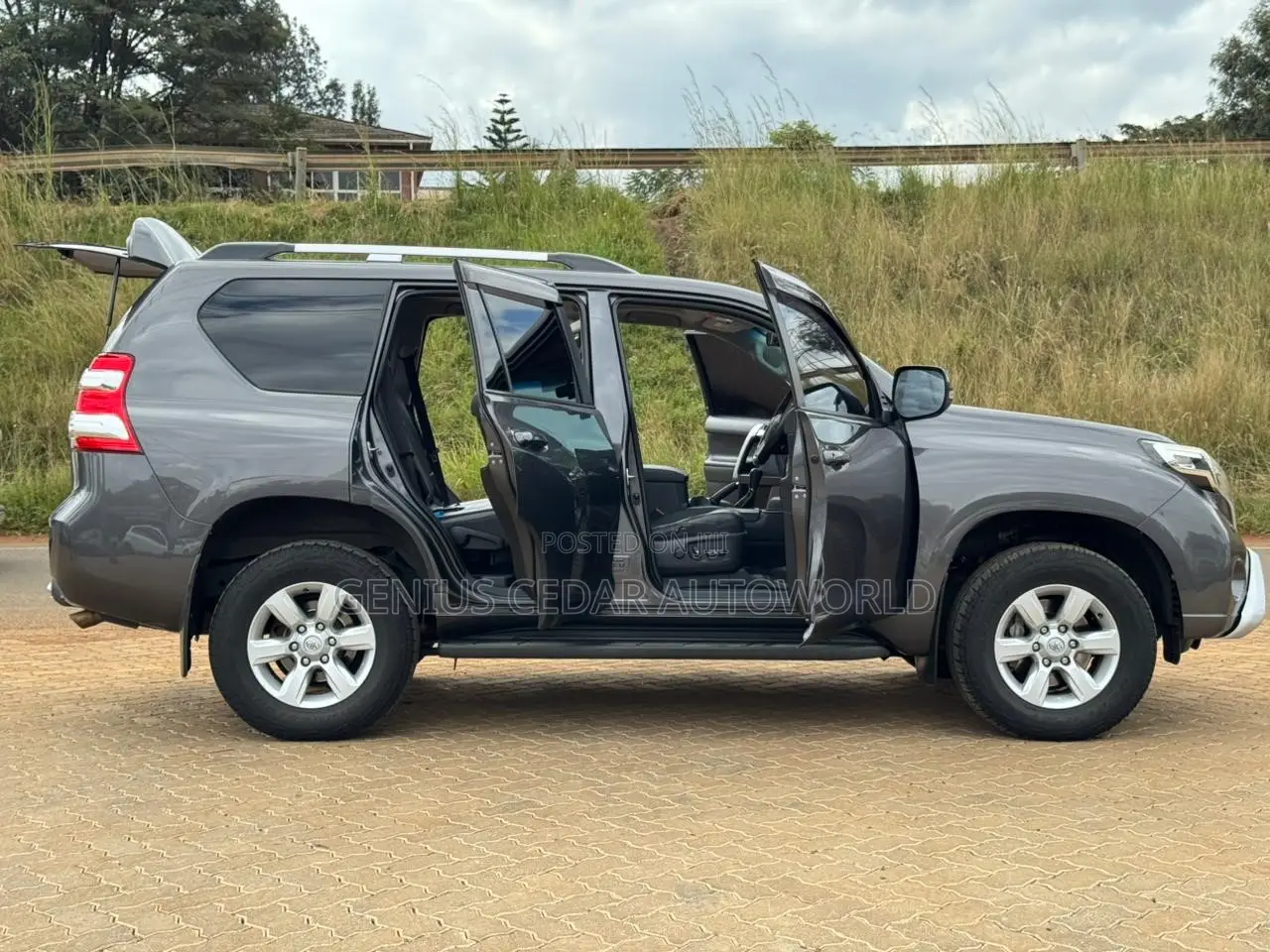 Toyota Land Cruiser Prado 2016