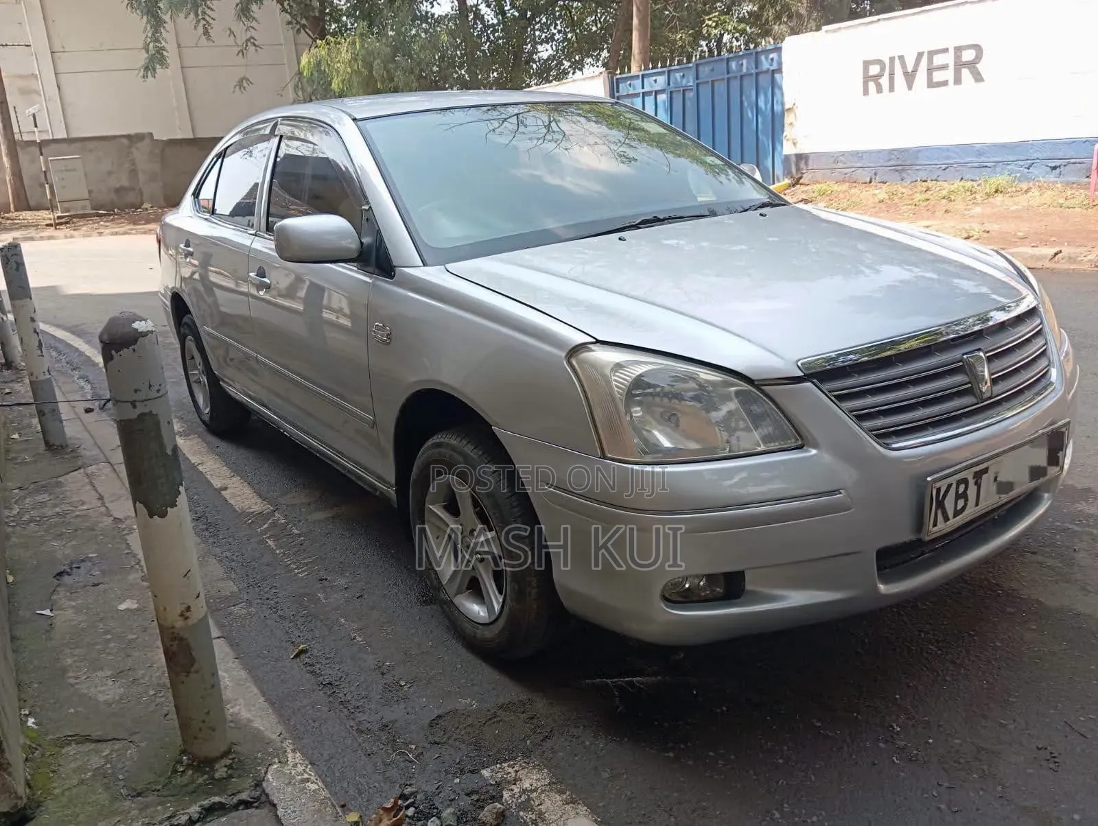 Toyota Premio 2005 Silver