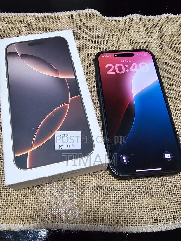 Apple iPhone 16 Pro Max 512 GB Gold - thumbnail 2