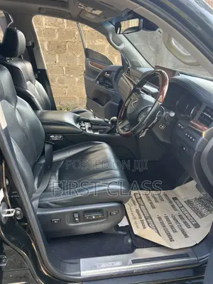 Lexus LX 570 AWD 2016 Black