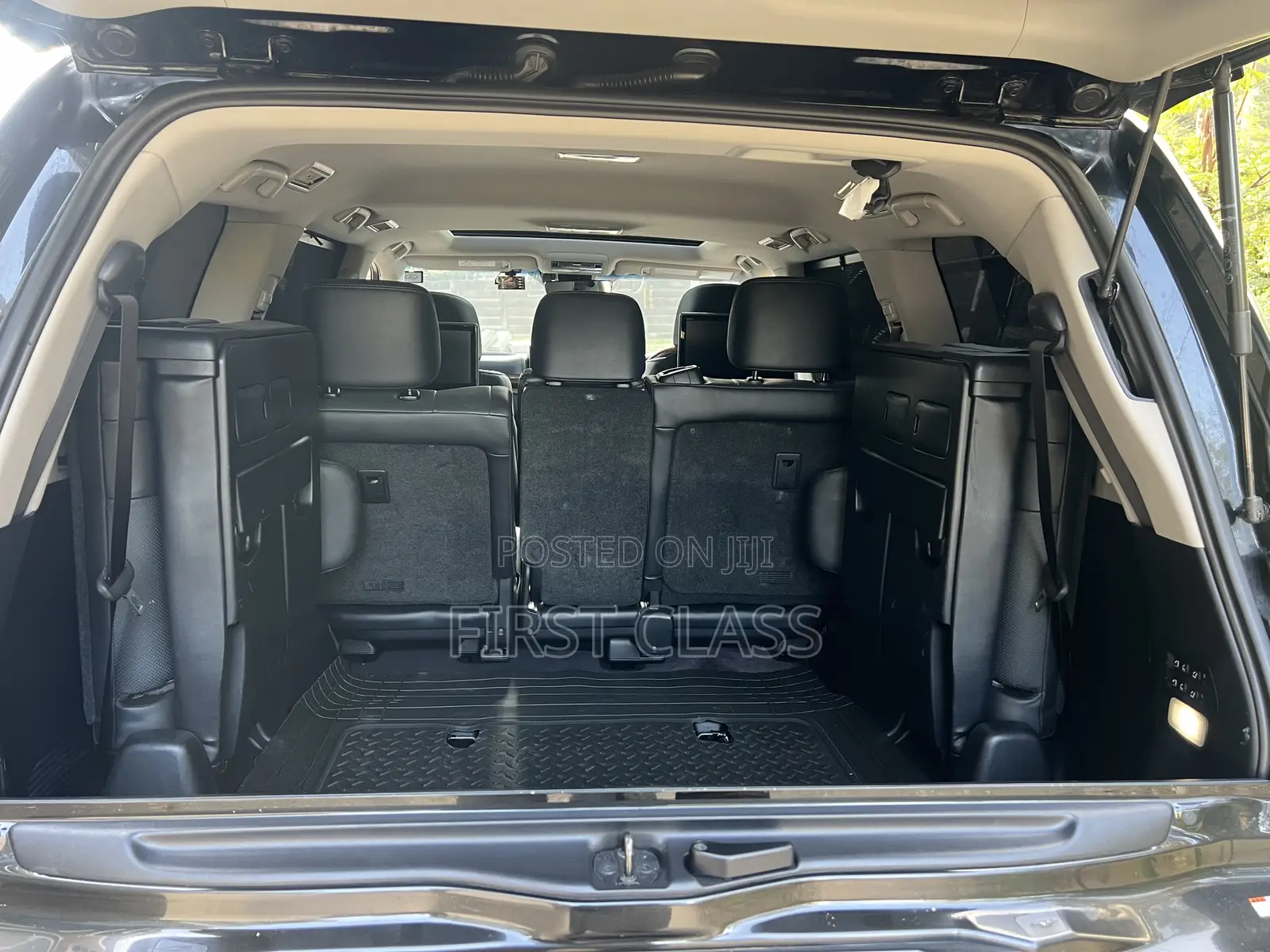 Lexus LX 570 AWD 2016 Black