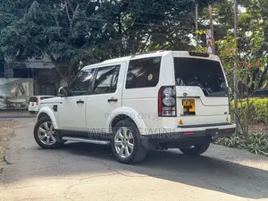Land Rover Lr4 Base 4x4 2016 White