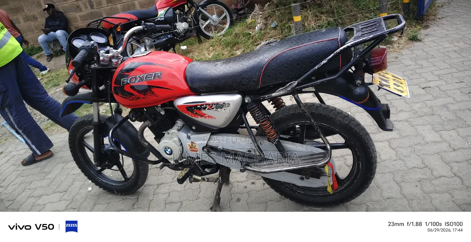 Bajaj Boxer 150 UG 2022 Red