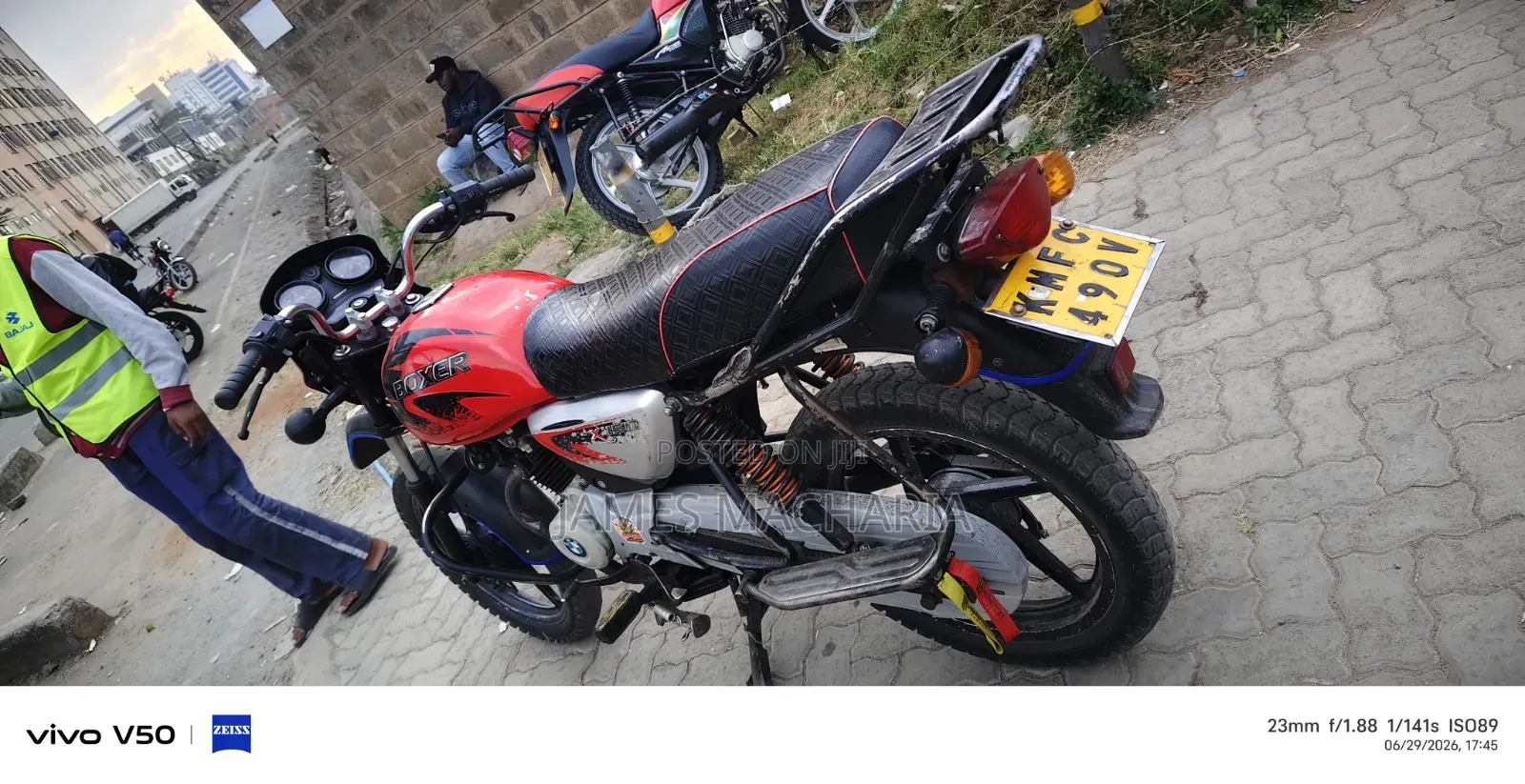 Bajaj Boxer 150 UG 2022 Red
