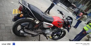 Bajaj Boxer 150 UG 2022 Red
