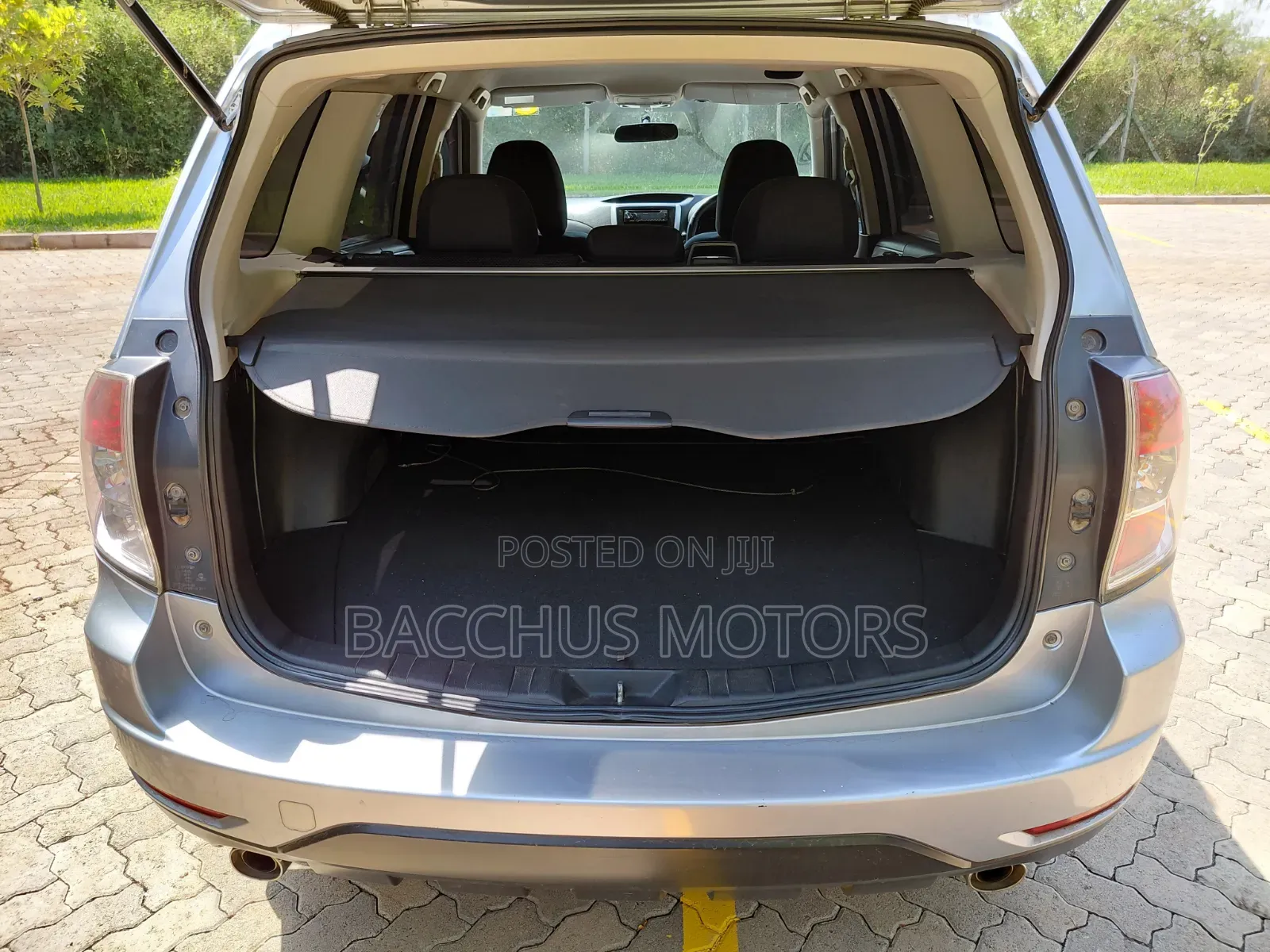 Subaru Forester 2011 Silver