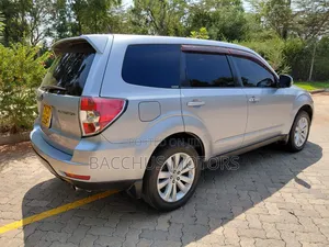 Subaru Forester 2011 Silver