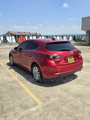 Mazda Axela 2018 Red