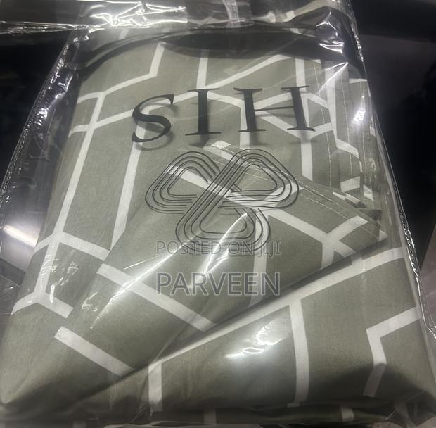 Bed Sheets - thumbnail 3