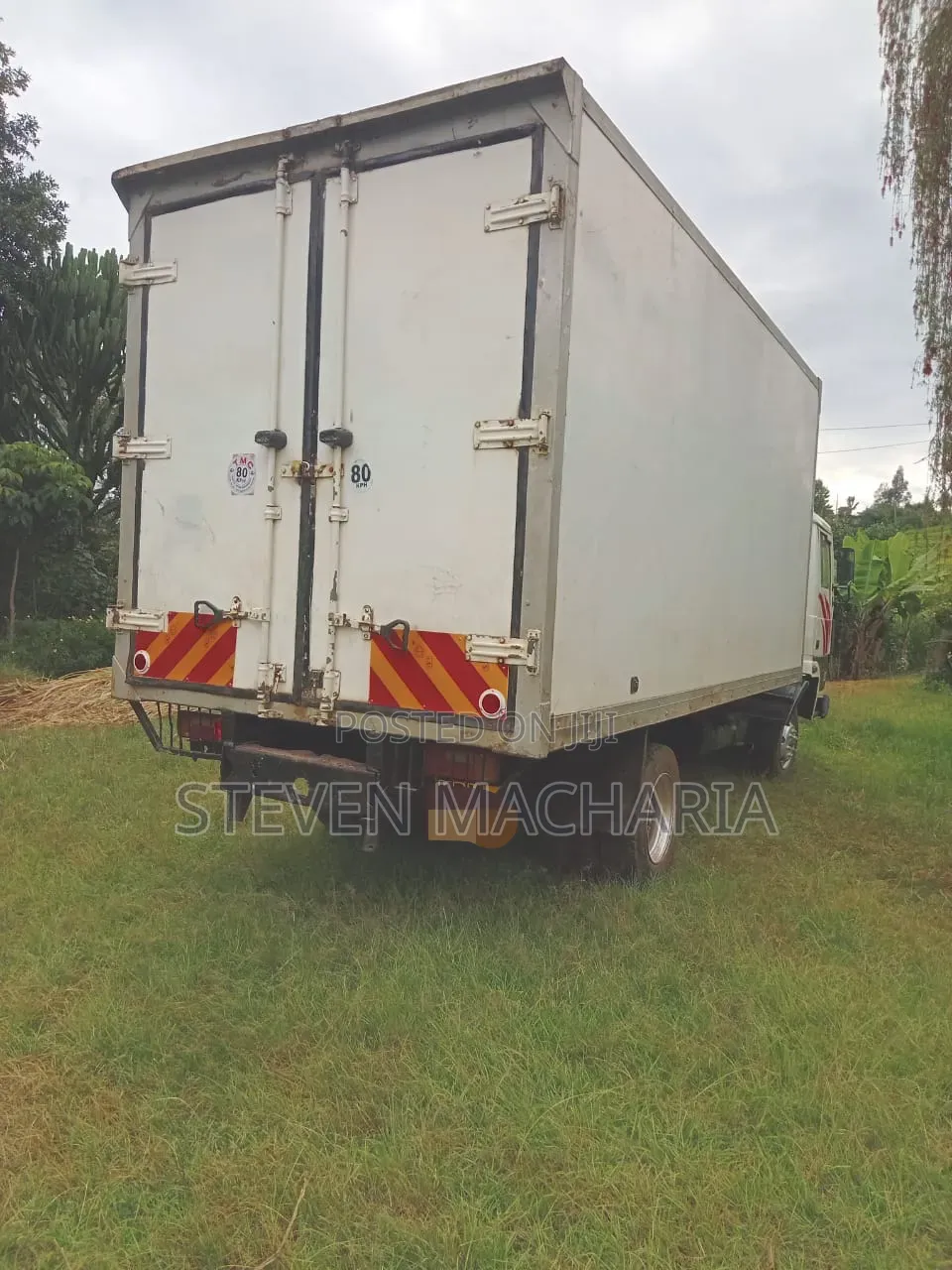 Tata 4tonner.
