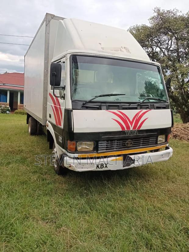 Tata 4tonner.