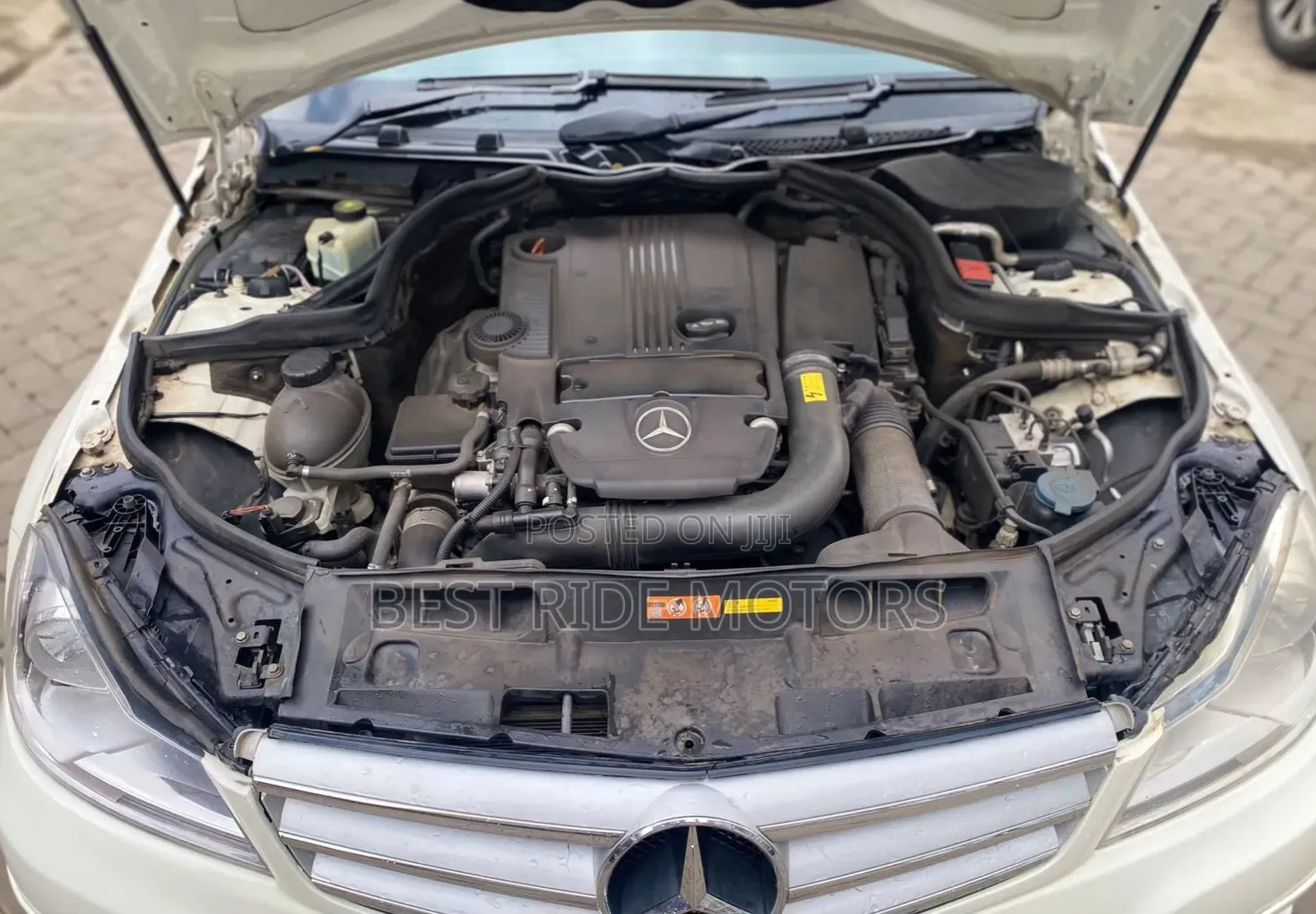 Mercedes-Benz C200 2012 White