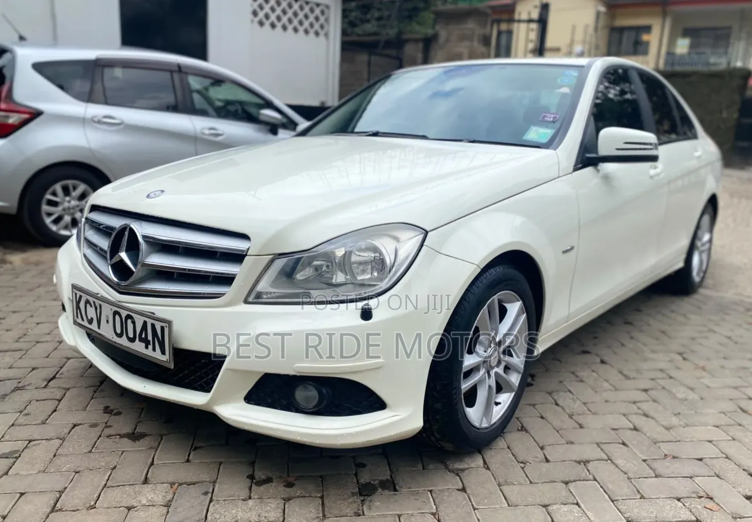Mercedes-Benz C200 2012 White