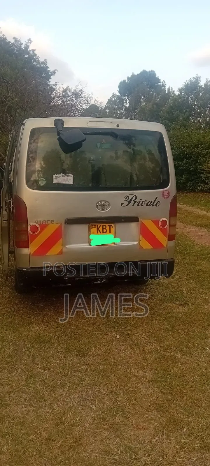 Toyota HiAce 2006 Grey