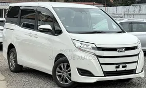 Toyota Noah 2019 White