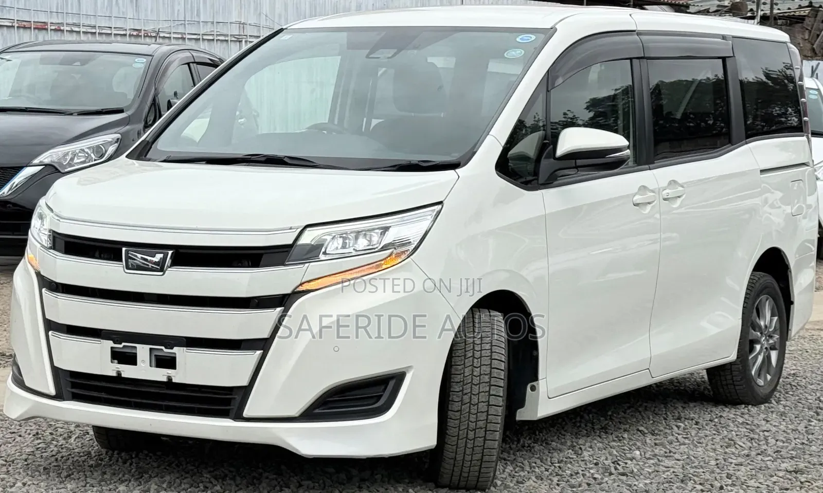 Toyota Noah 2019 White