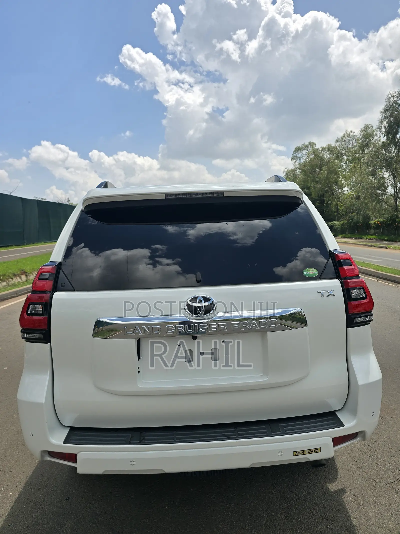 Toyota Land Cruiser Prado 2.8 2019 White