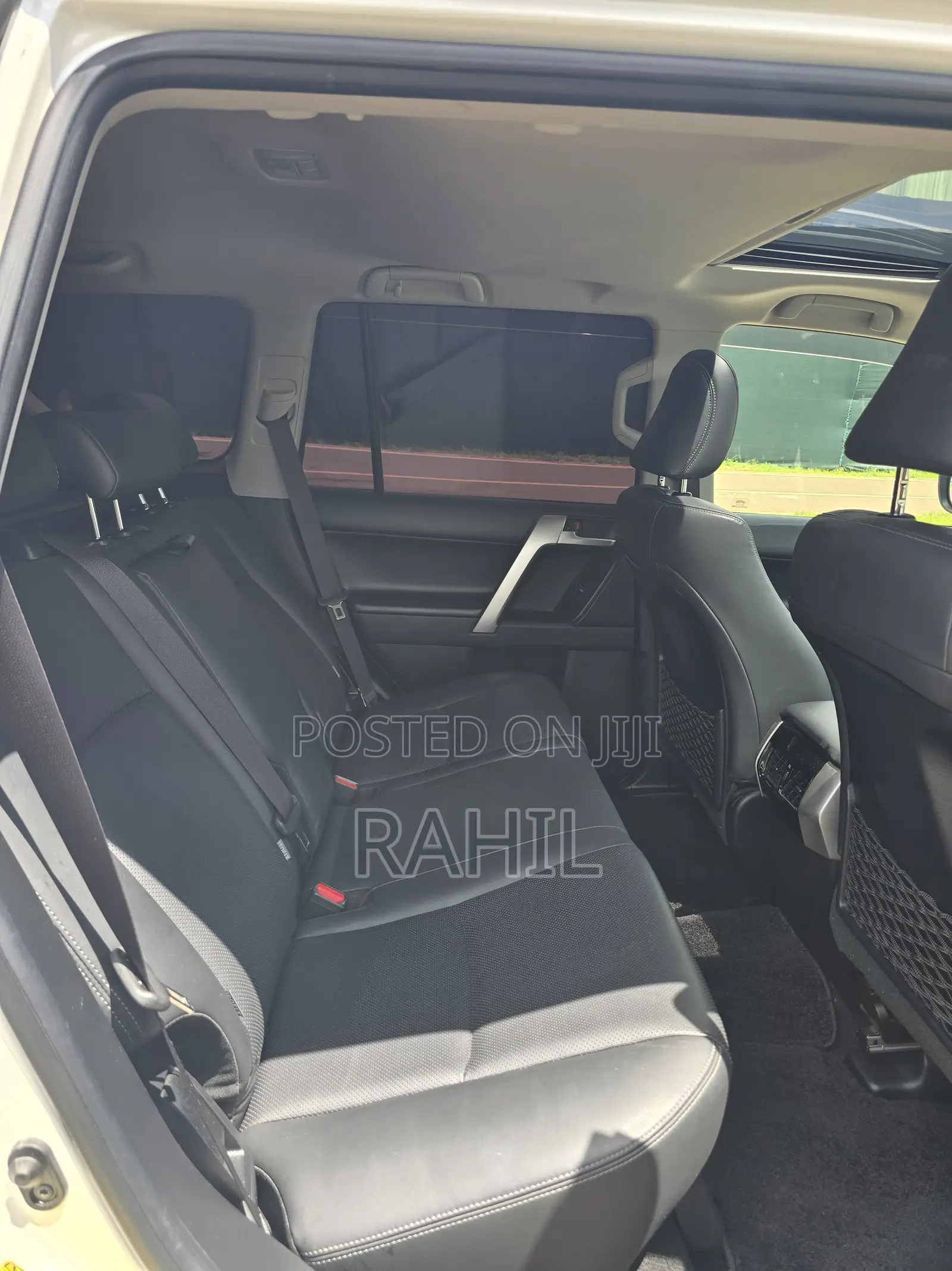 Toyota Land Cruiser Prado 2.8 2019 White
