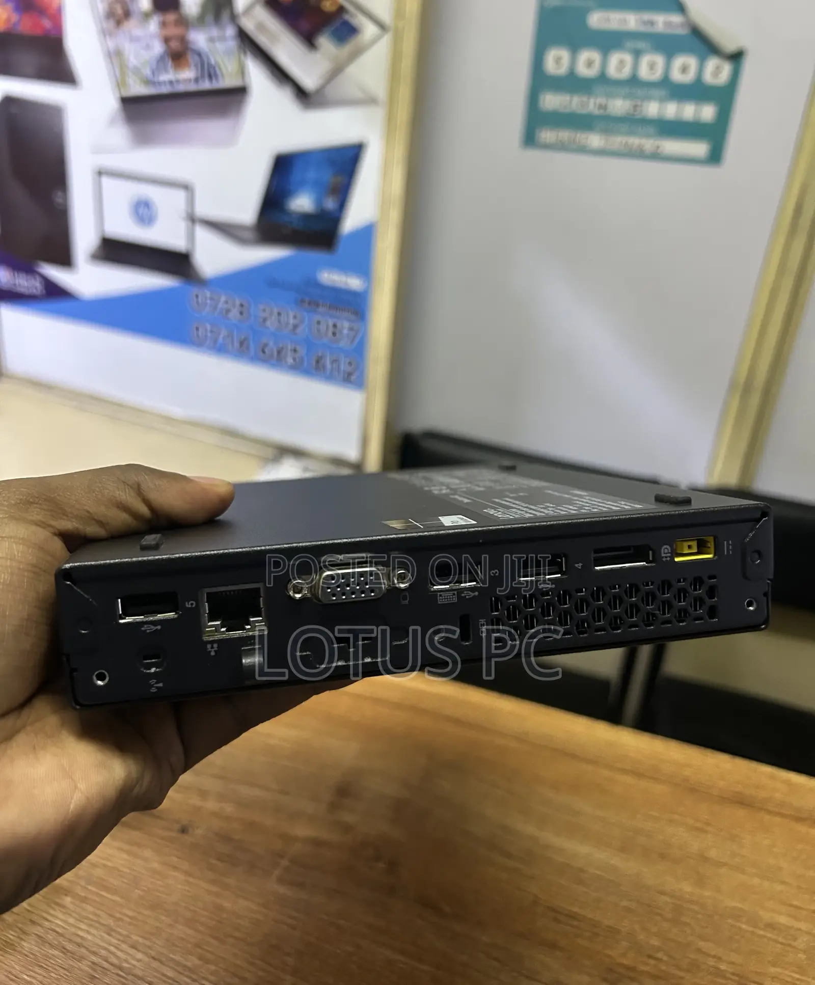 Desktop Computer Lenovo ThinkCentre 22 8GB Intel Core i5 HDD 500GB