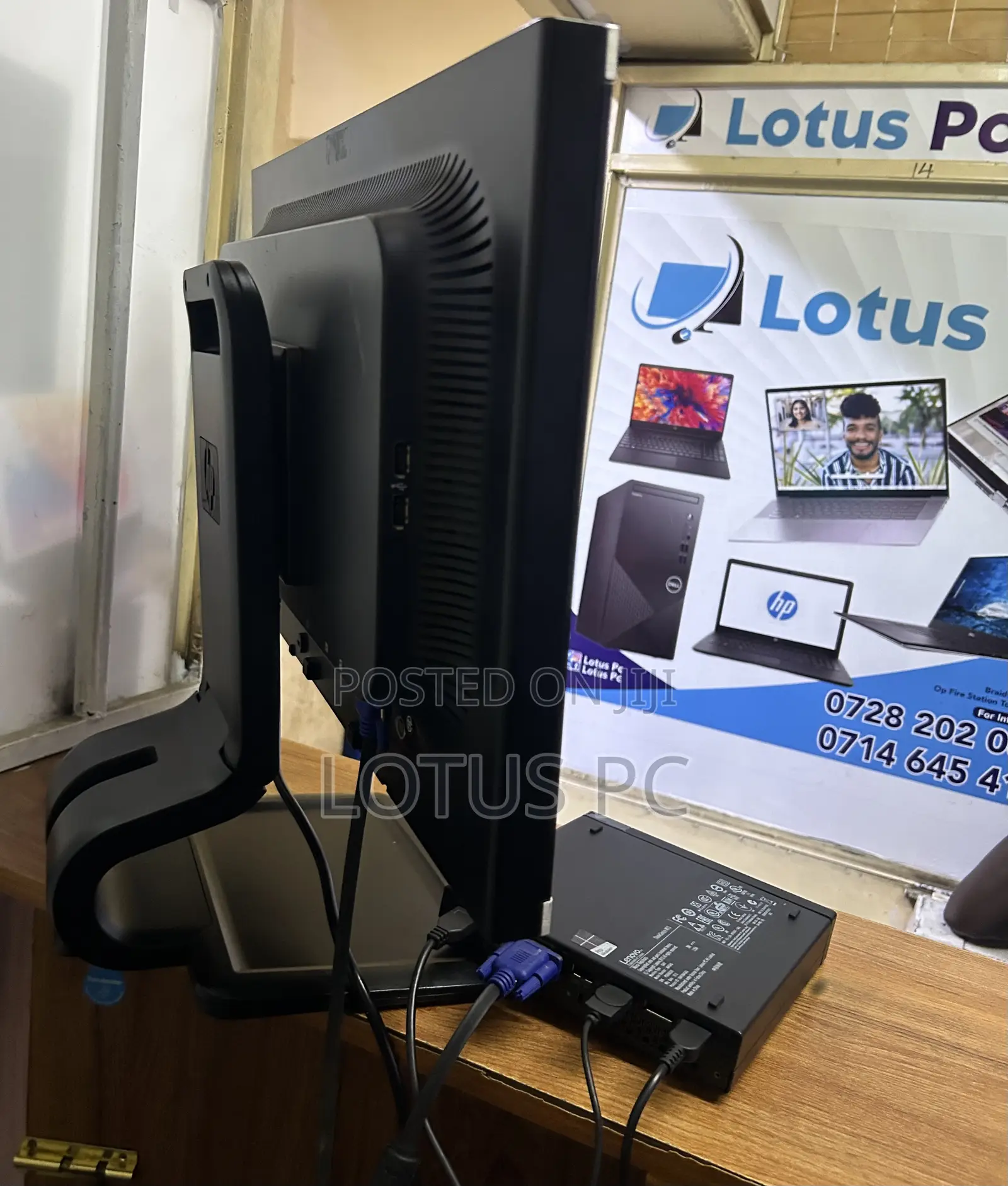 Desktop Computer Lenovo ThinkCentre 22 8GB Intel Core i5 HDD 500GB