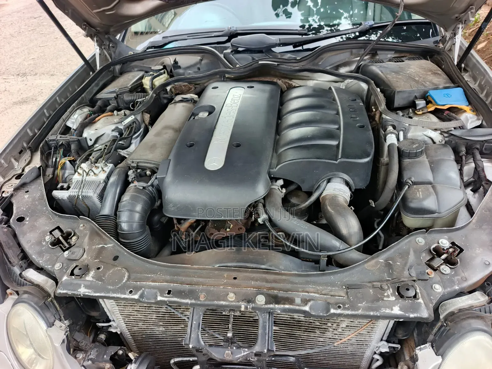 Mercedes-Benz E270 2004 Gray