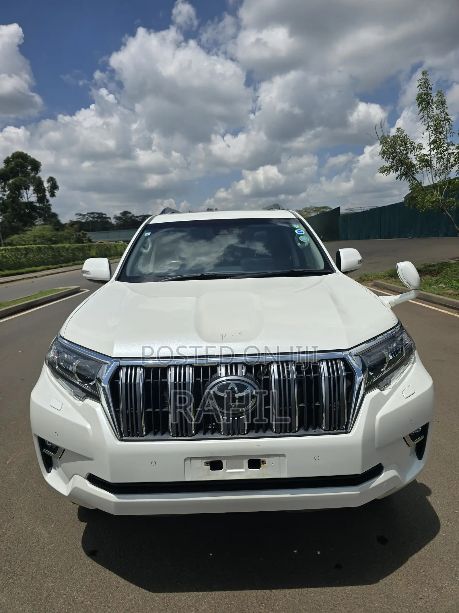 Toyota Land Cruiser Prado 2.8 2019 White