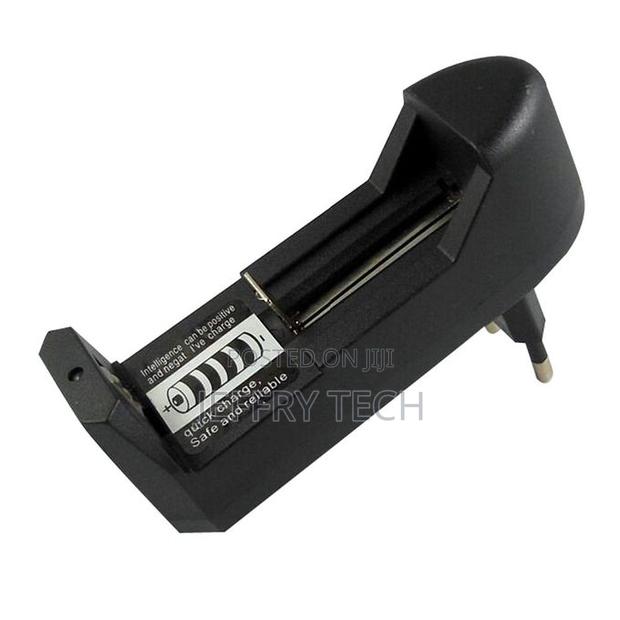 Battery Charger for 3.7v Li-Ion 18650 16340 14500 - Ac 100-240v