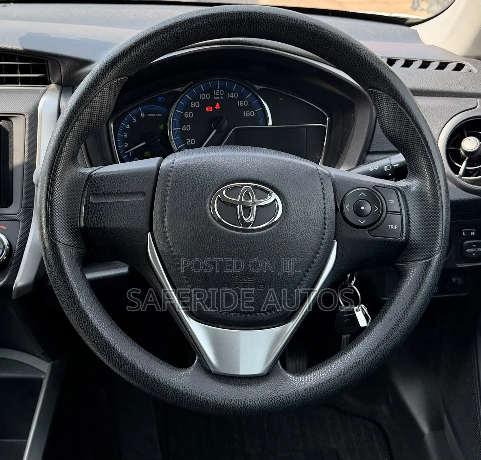 Toyota Corolla Fielder 2019 White