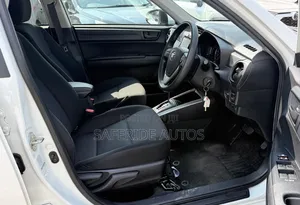 Toyota Corolla Fielder 2019 White