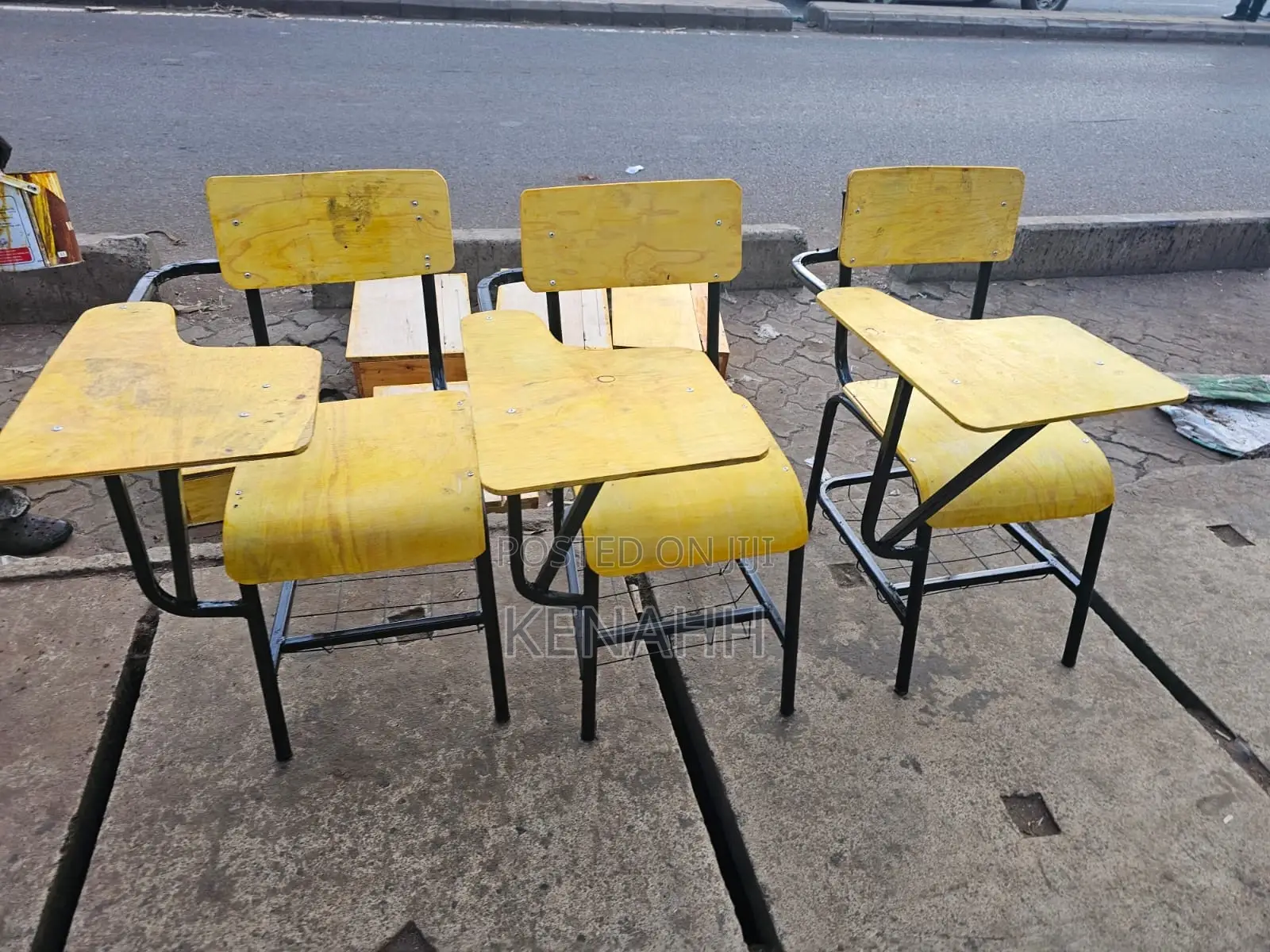 School Arm College Chairs