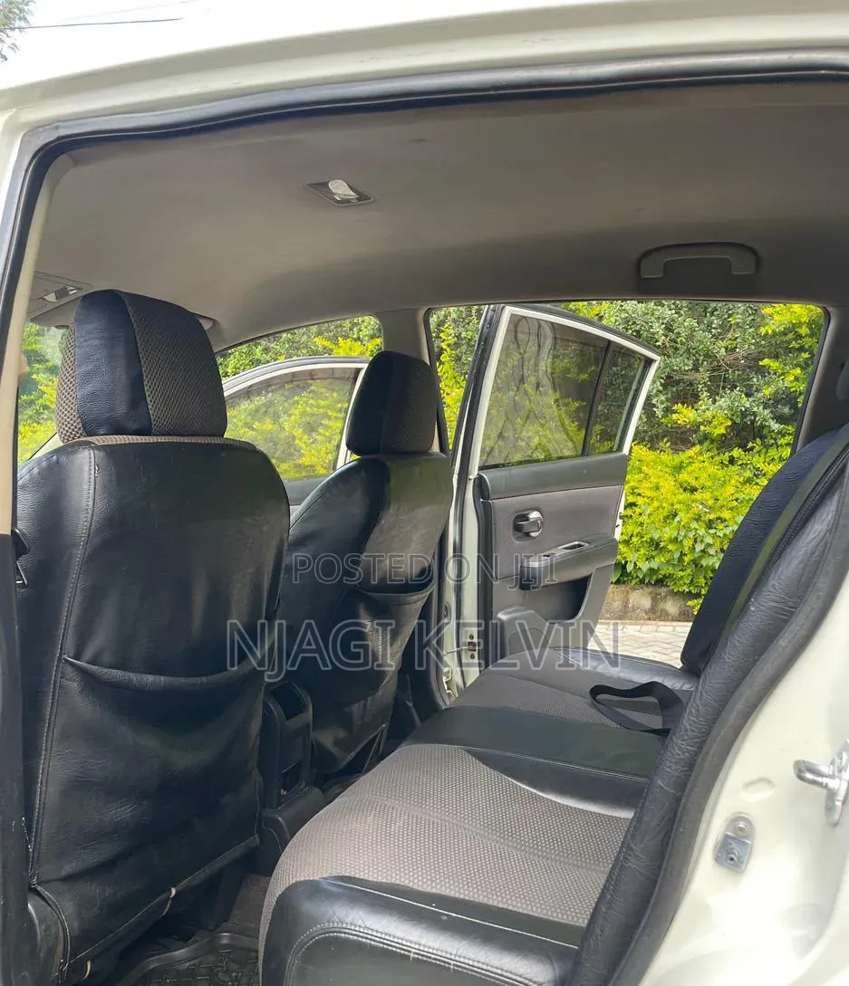 Nissan Tiida 2004 White