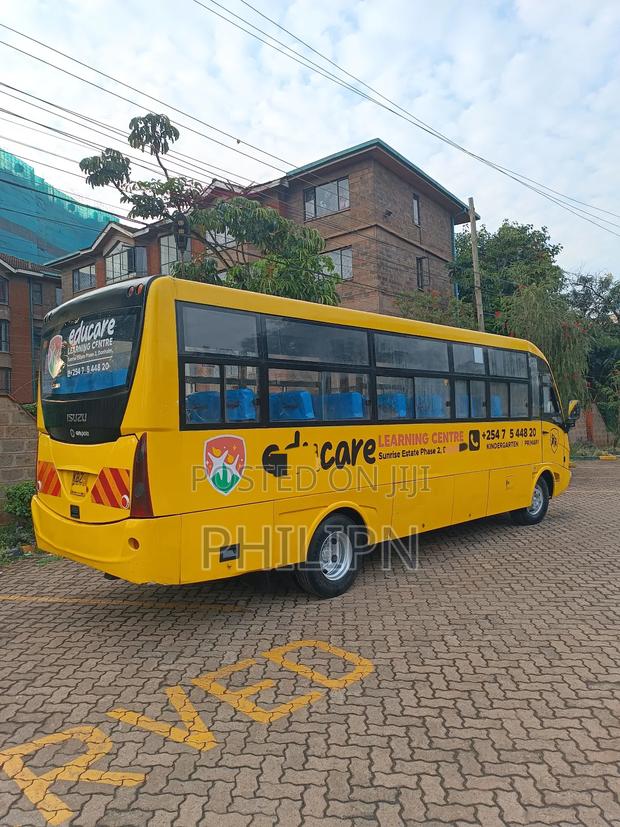 Isuzu NQR 2014 Yellow - thumbnail 3