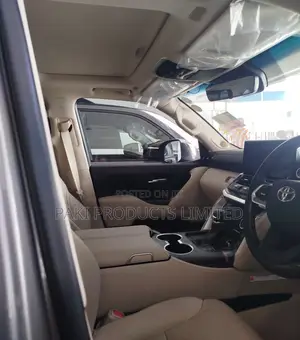 Toyota Land Cruiser 2020 Brown