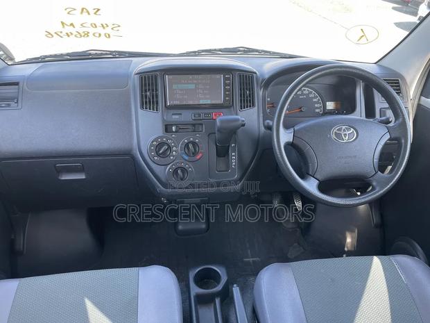 Toyota TownAce 2019 Silver - thumbnail 10